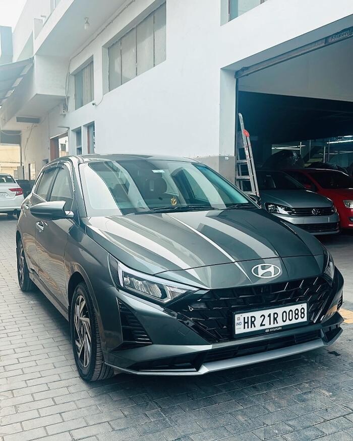 Images Michelin Tyres & Services - Universal Tyres