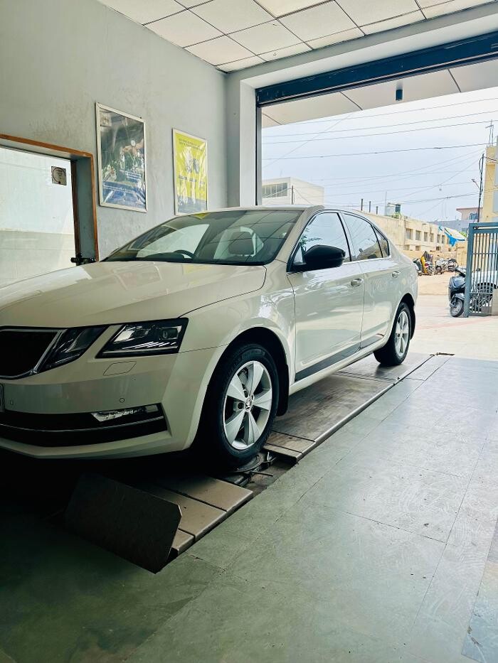 Images Michelin Tyres & Services - Universal Tyres