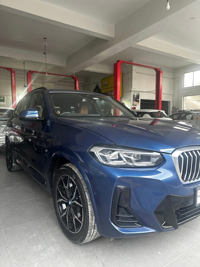 Images Michelin Tyres & Services - Universal Tyres