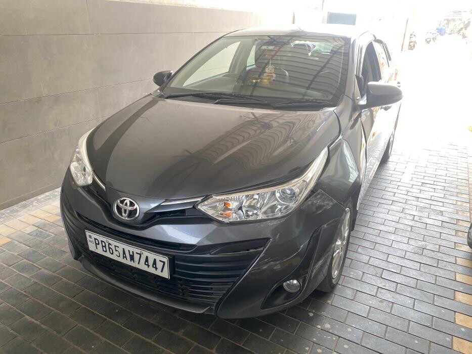 Images Michelin Tyres & Services - Universal Tyres