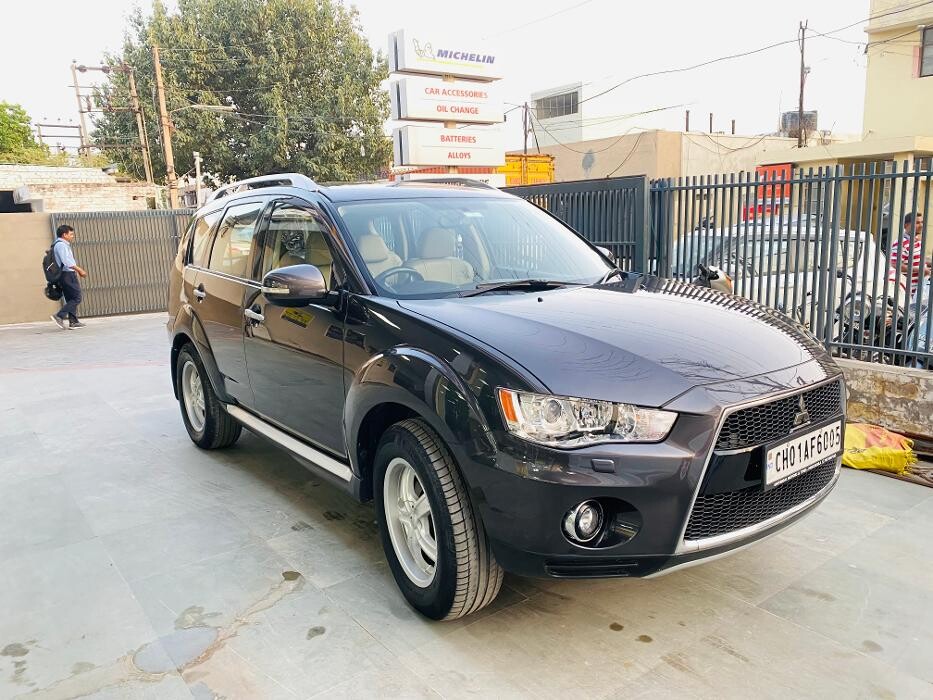 Images Michelin Tyres & Services - Universal Tyres