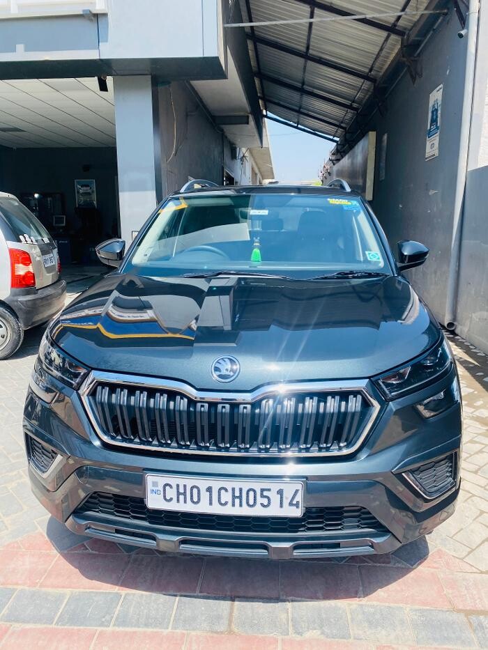 Images Michelin Tyres & Services - Universal Tyres