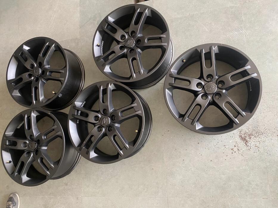 Images Michelin Tyres & Services - Universal Tyres