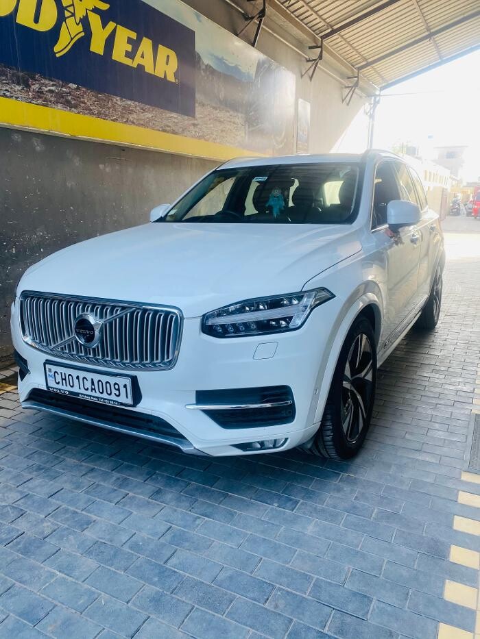 Images Michelin Tyres & Services - Universal Tyres