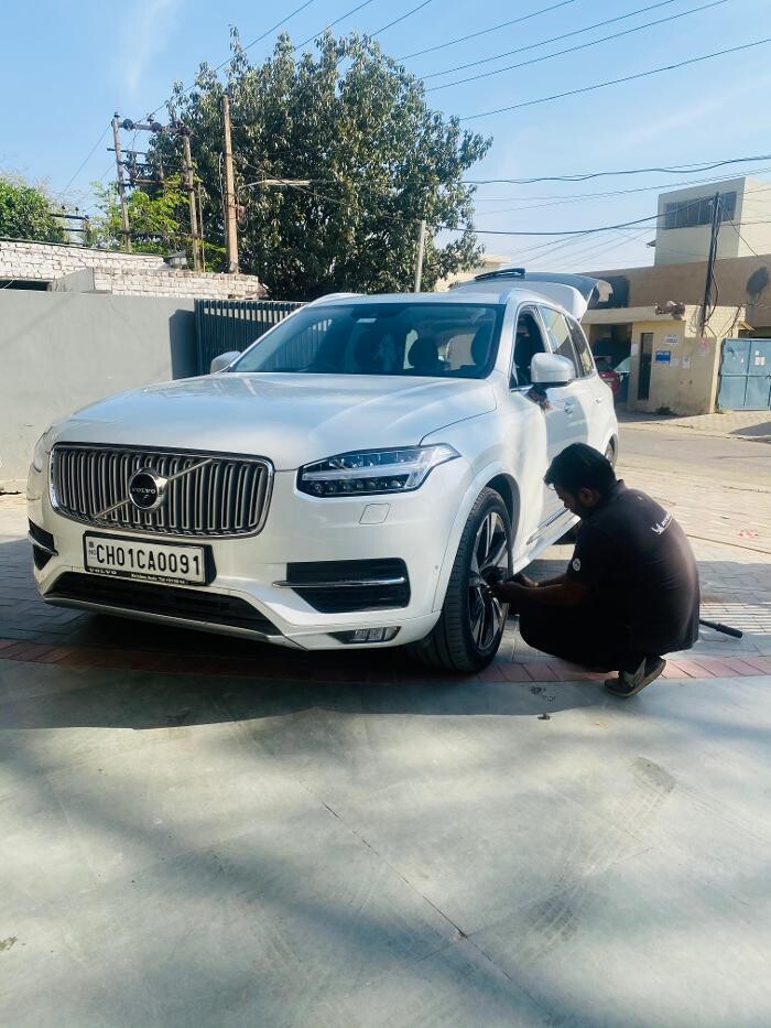 Images Michelin Tyres & Services - Universal Tyres