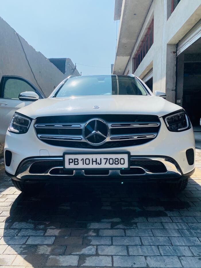 Images Michelin Tyres & Services - Universal Tyres