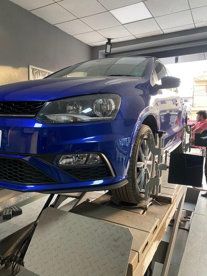 Images Michelin Tyres & Services - Universal Tyres