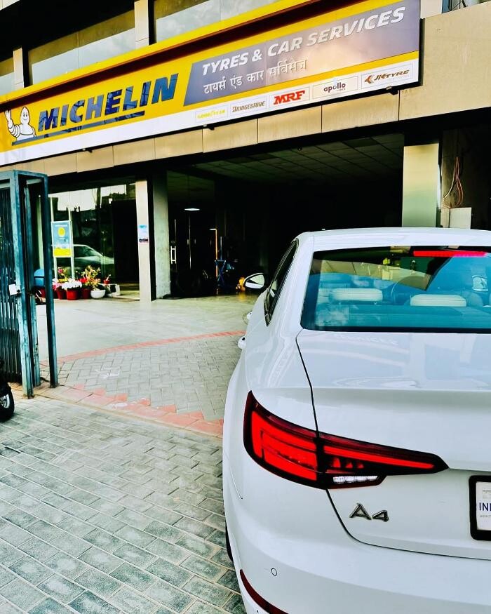 Images Michelin Tyres & Services - Universal Tyres