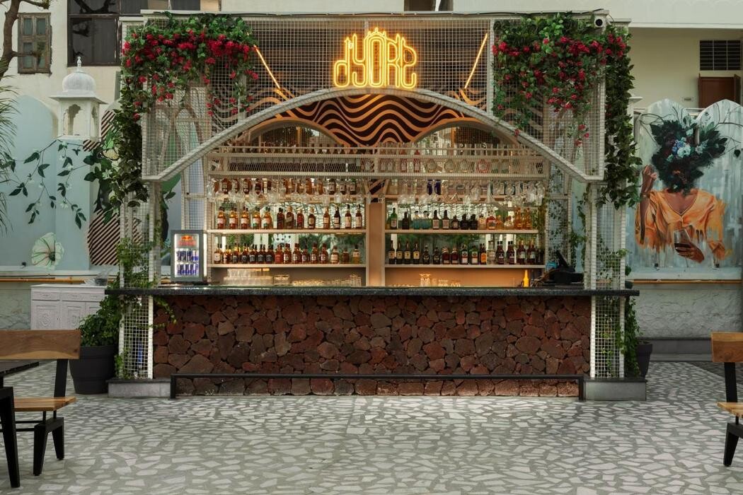 Images Dyore Restaurant & Lounge Experience