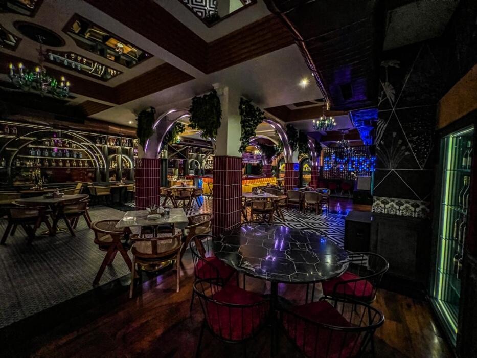 Images Dyore Restaurant & Lounge Experience