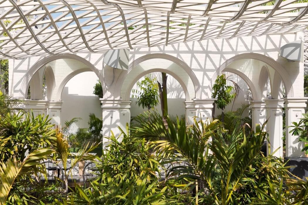 Images Dyore Restaurant & Lounge Experience