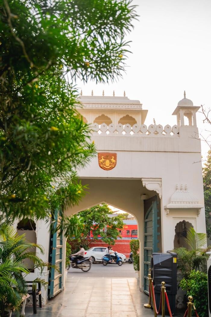 Images Dyore Restaurant & Lounge Experience