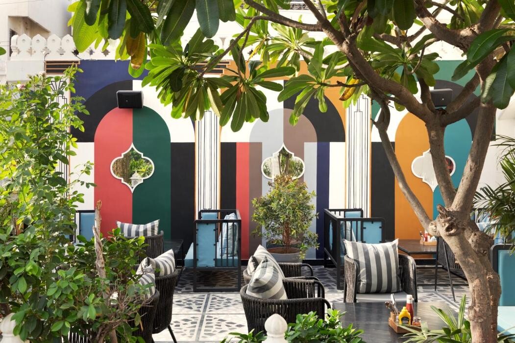 Images Dyore Restaurant & Lounge Experience