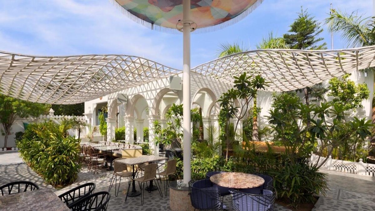 Images Dyore Restaurant & Lounge Experience