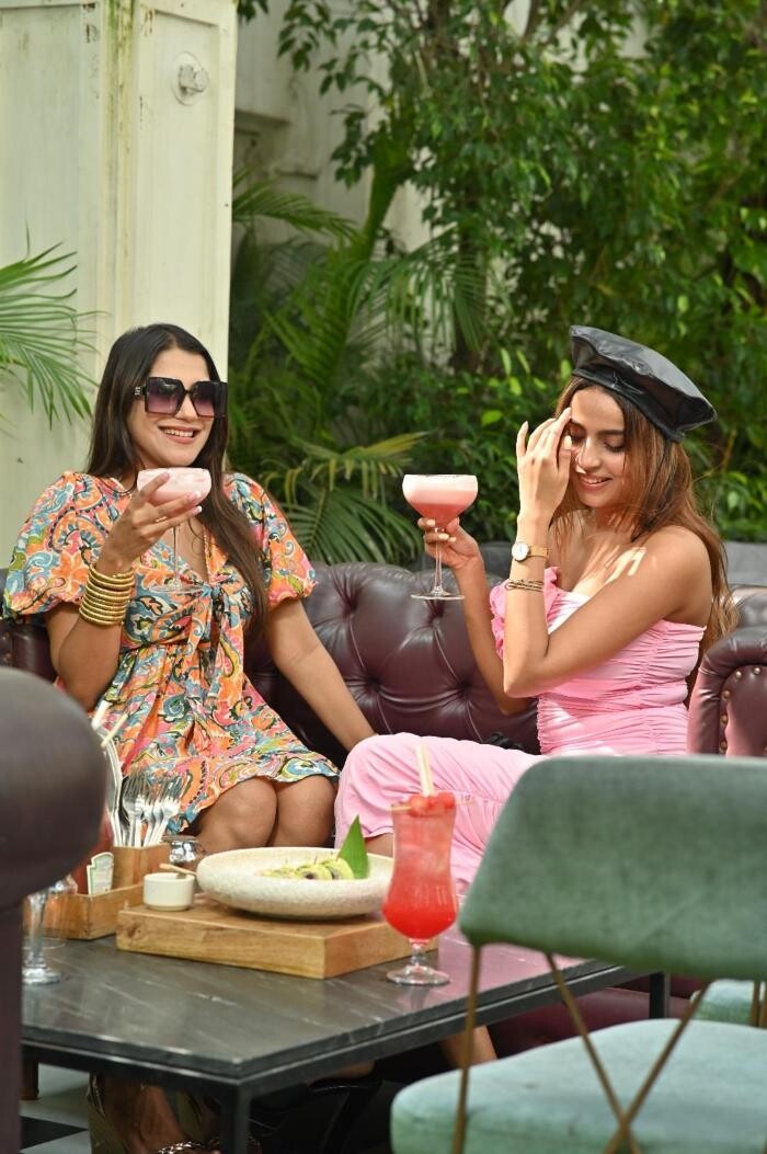 Images Dyore Restaurant & Lounge Experience