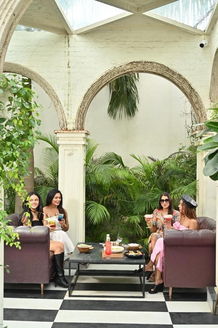 Images Dyore Restaurant & Lounge Experience