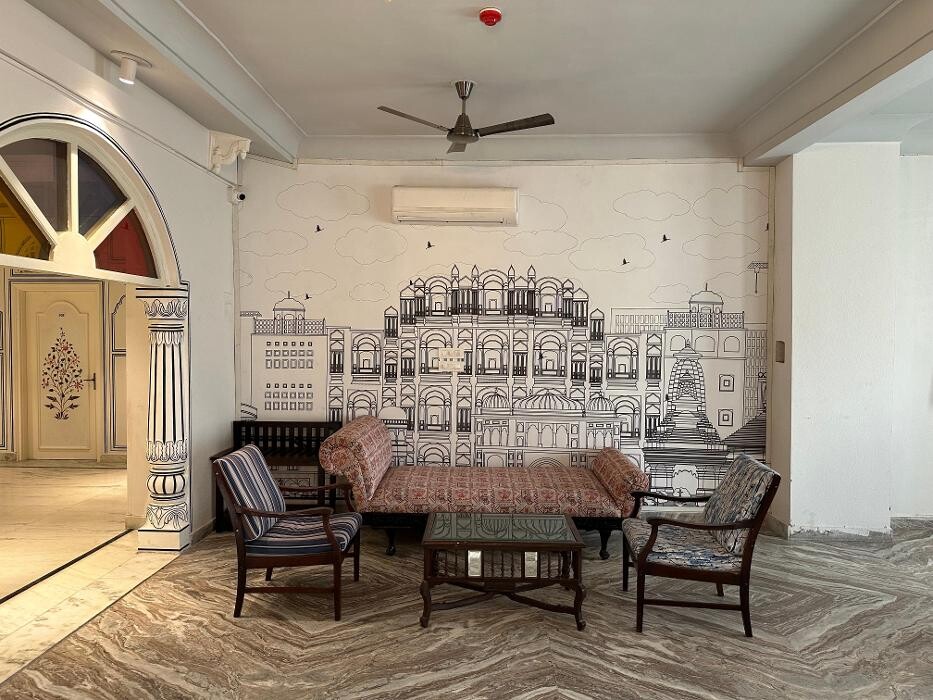 Images Dyore Restaurant & Lounge Experience