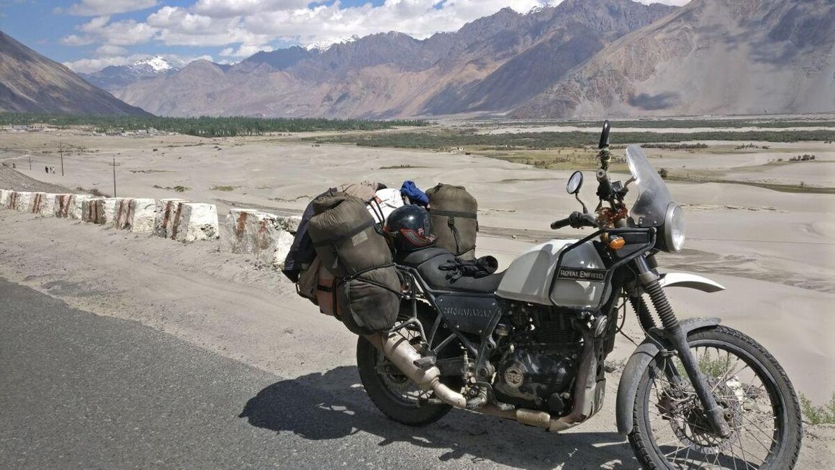 Images Rentnhop - Bike Rental in Delhi / Bike on rent in Delhi / Bike hire in Delhi