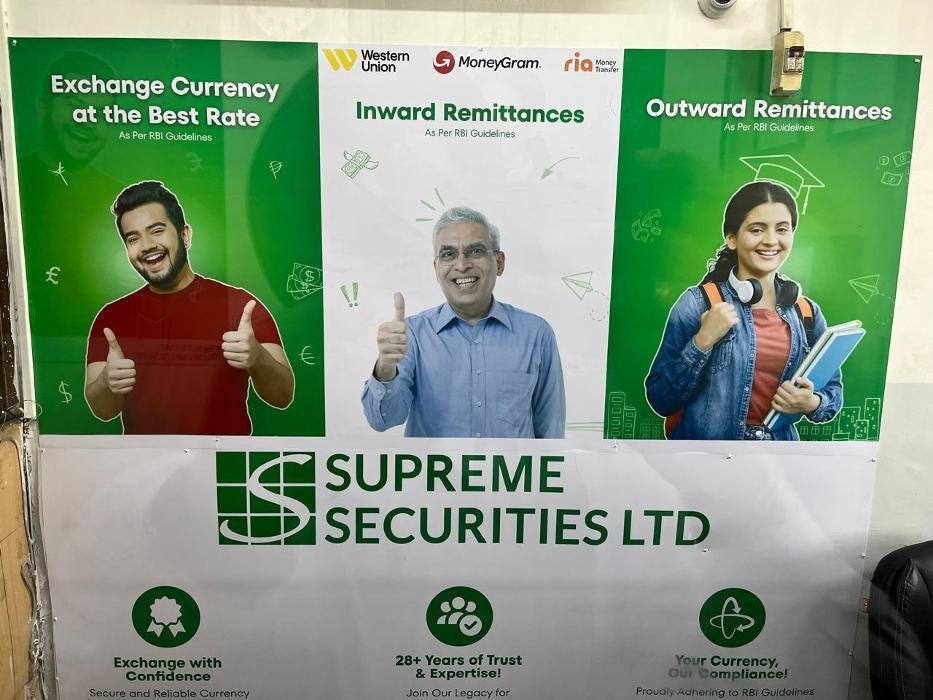 Images Supreme Securities Limited (Supreme Forex) | Currency Exchange in Delhi
