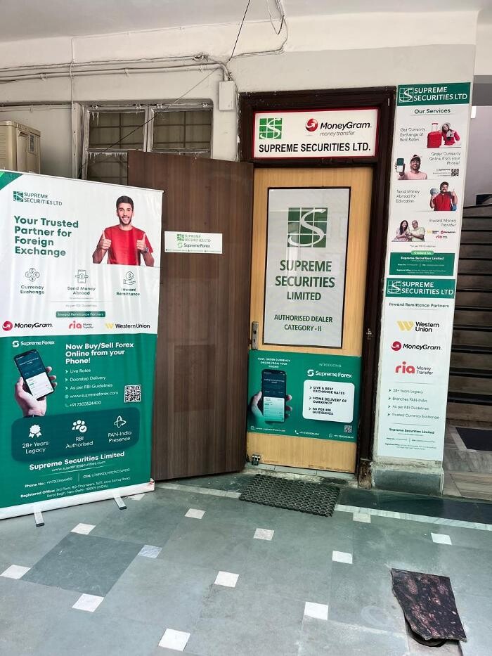 Images Supreme Securities Limited (Supreme Forex) | Currency Exchange in Delhi