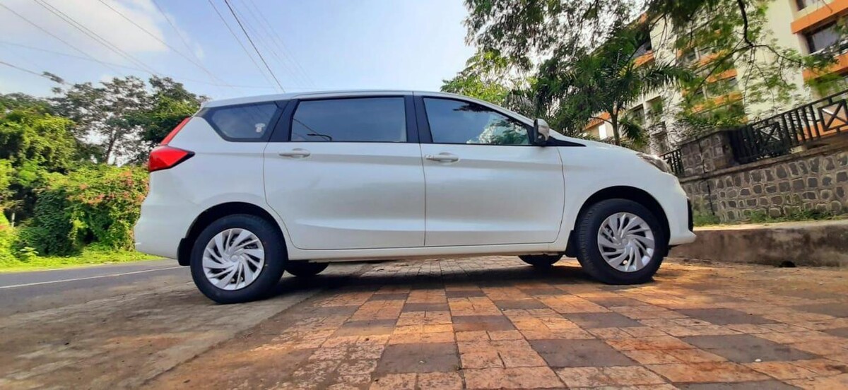 Images Divyani Taxi Service in Nagpur