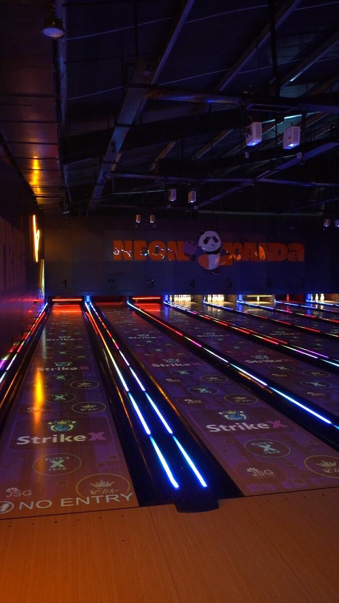 Images Neon Panda - Best Family Gamezone