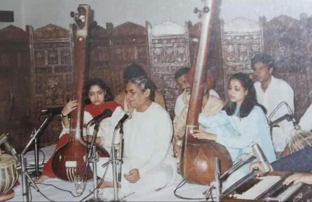 Images Pt. Bhimsen Joshi Sangeet Academy Music School