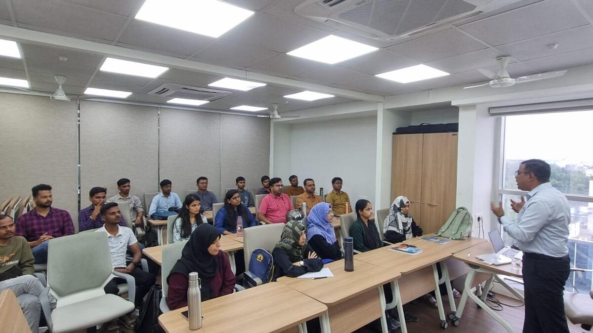 Images edu plus now: Data Science with AI ML, Data Analytics, Full Stack & Six Sigma Training Provider