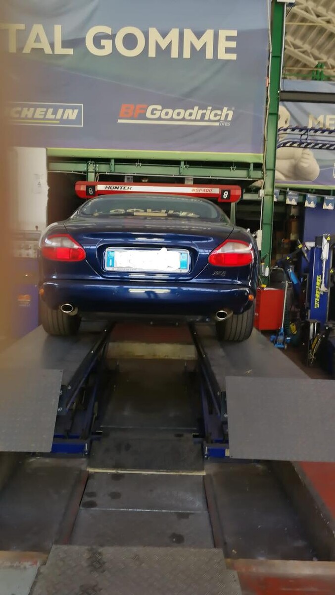 Images Euromaster Metal Gomme