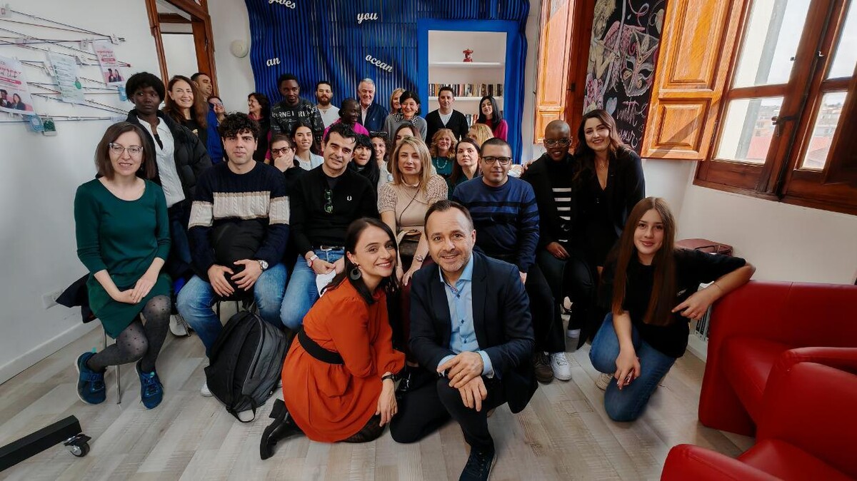 Images Wall Street English Cagliari