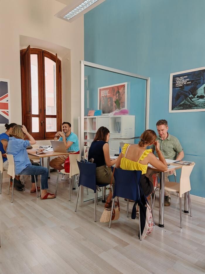 Images Wall Street English Cagliari