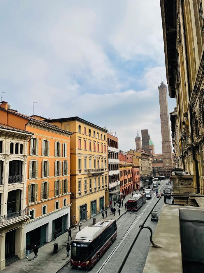 Images Wall Street English Bologna