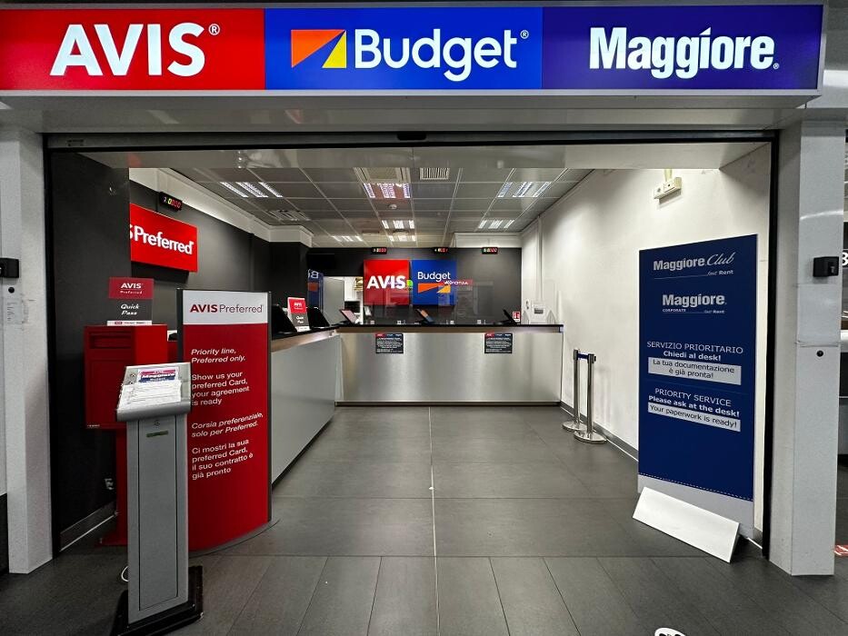 Images Budget Autonoleggio - Bergamo Aeroporto