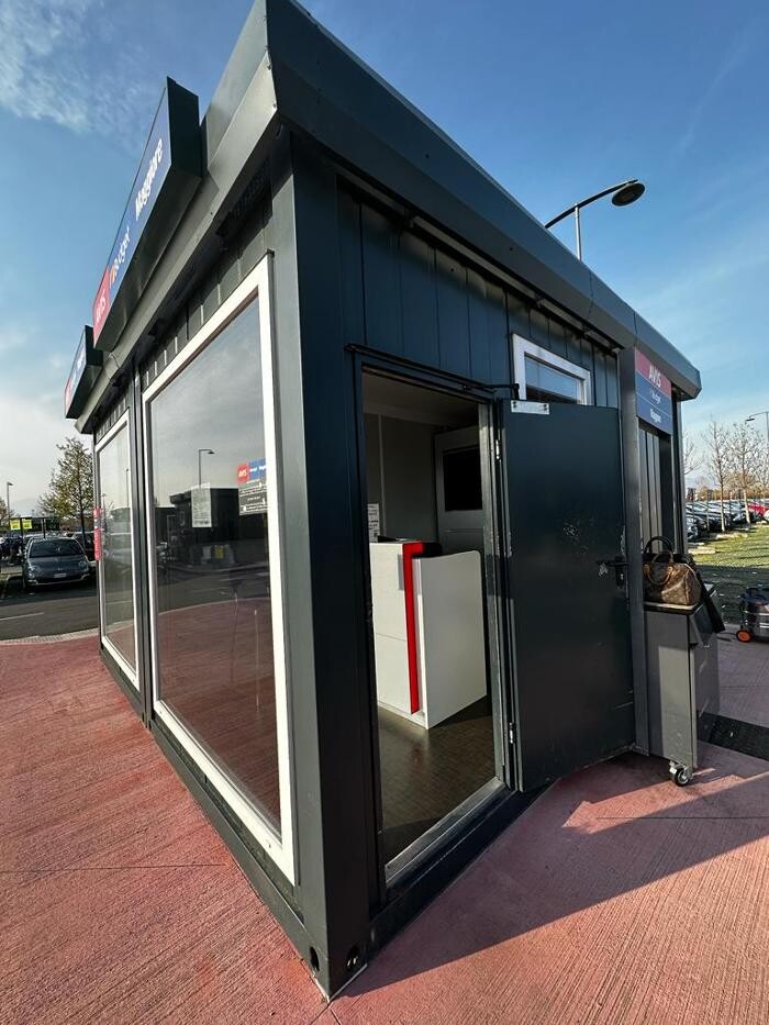 Images Budget Autonoleggio - Bergamo Aeroporto