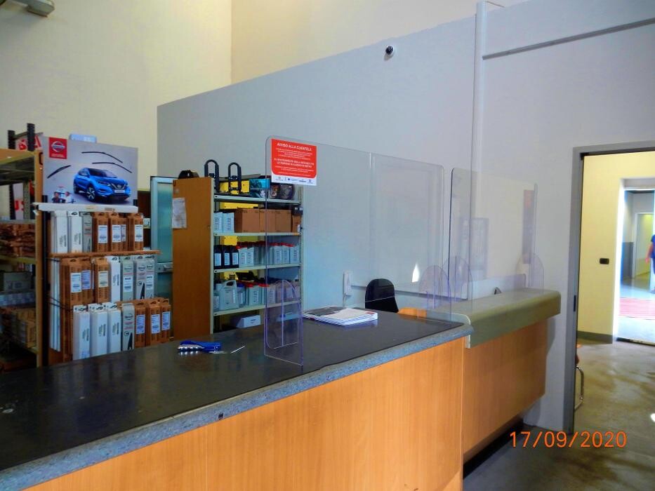Images Autocaserta Srl - Concessionaria Nissan/ Isuzu/ Piaggio Commercial