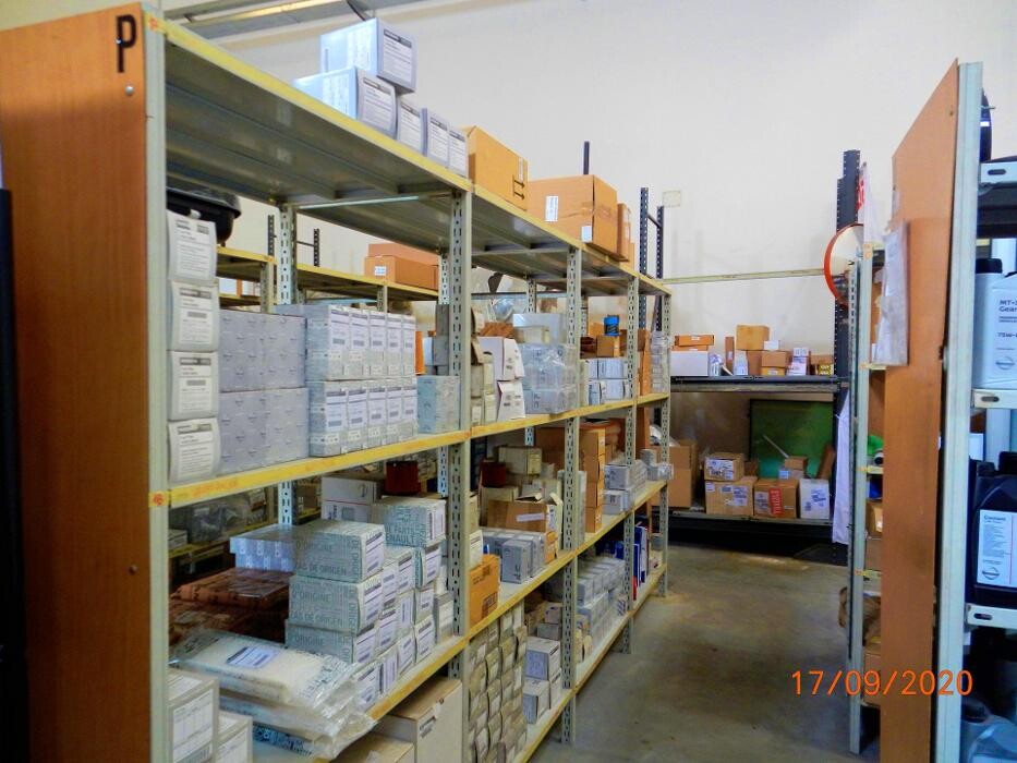Images Autocaserta Srl - Concessionaria Nissan/ Isuzu/ Piaggio Commercial