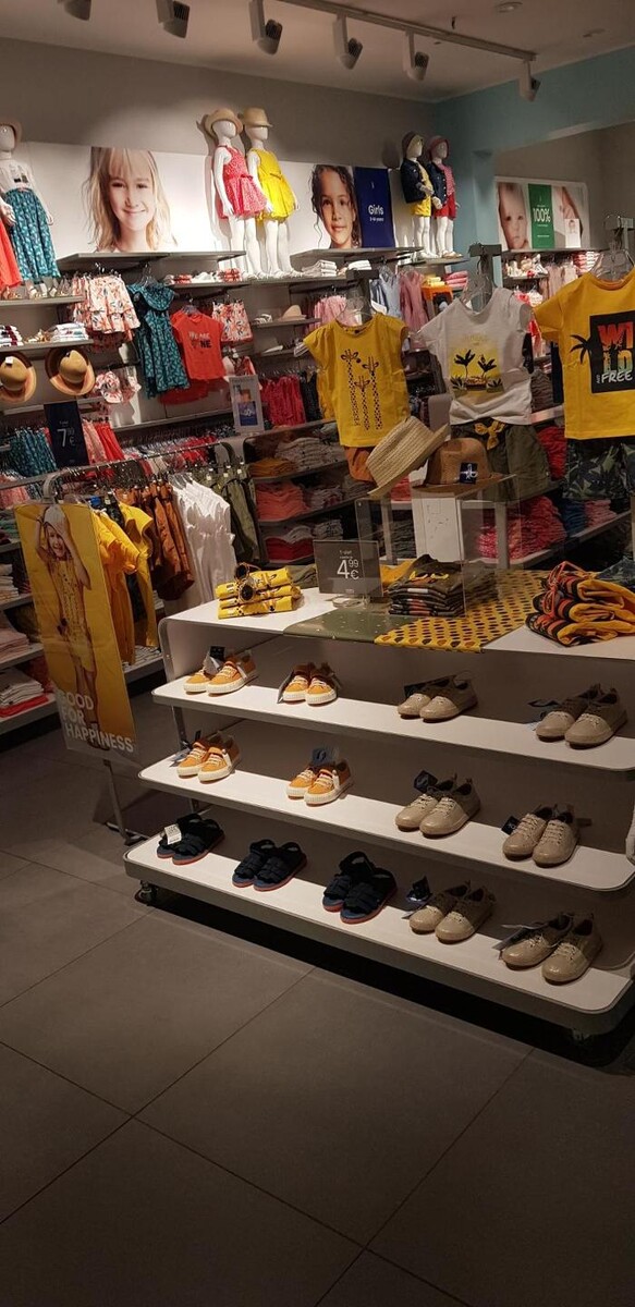 Images OKAIDI RIZZICONI CC PORTO ULIVI