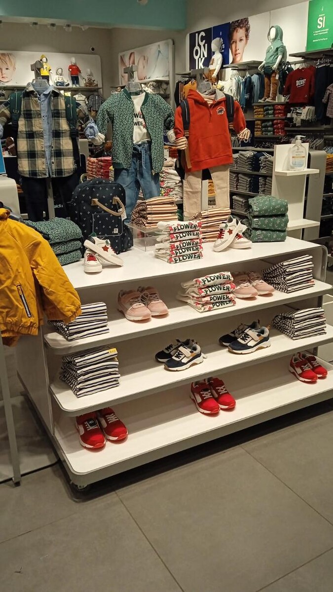 Images OKAIDI RIZZICONI CC PORTO ULIVI