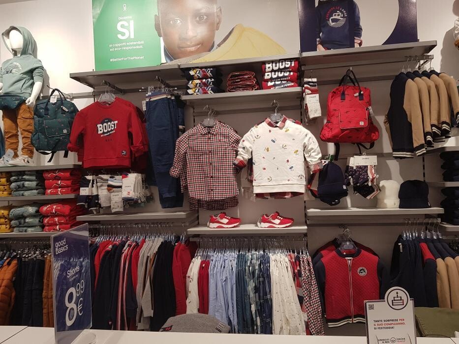 Images OKAIDI RIZZICONI CC PORTO ULIVI