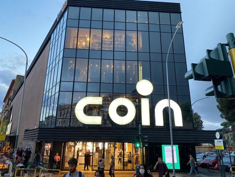 Images OKAIDI CORNER COIN ROMA SAN GIOV