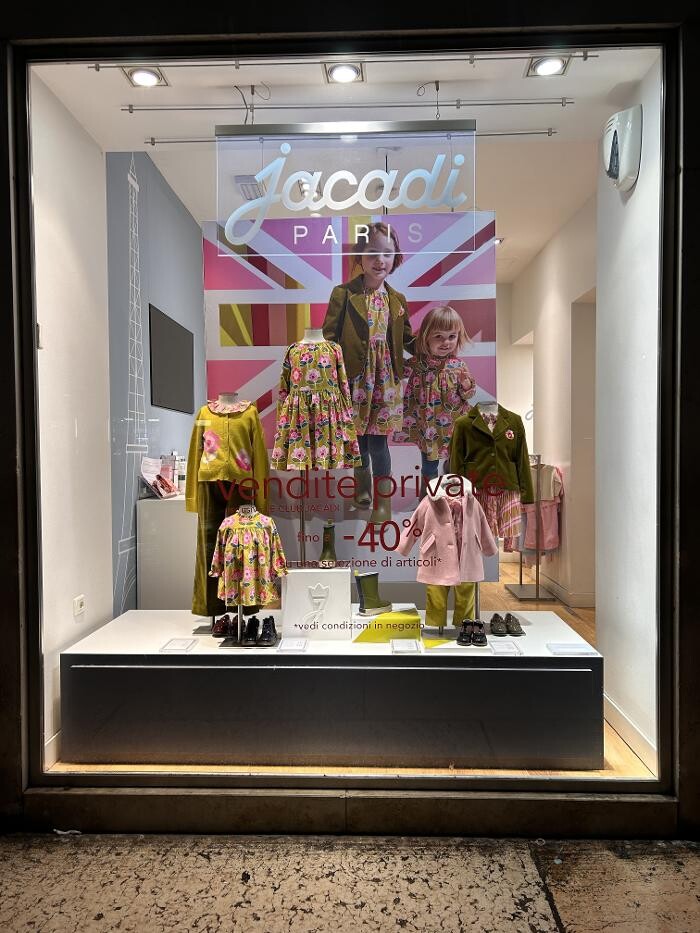 Images JACADI VERONA PIAZZA DELLE ERBE