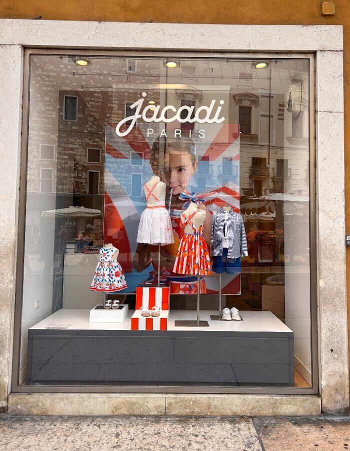 Images JACADI VERONA PIAZZA DELLE ERBE