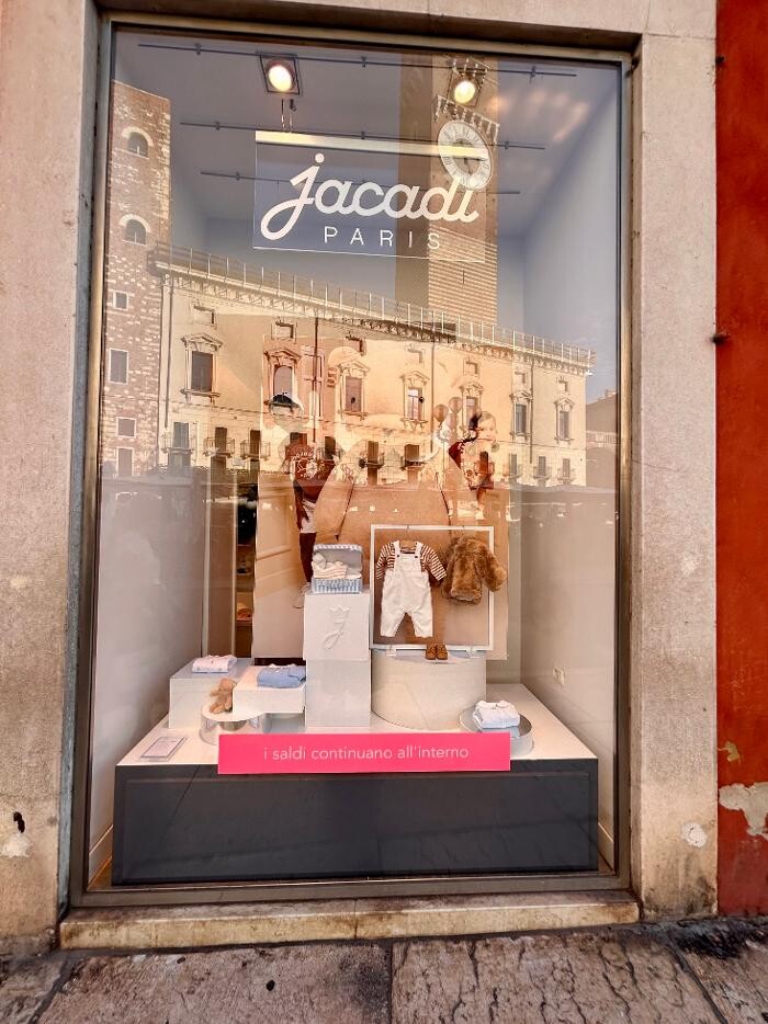 Images JACADI VERONA PIAZZA DELLE ERBE
