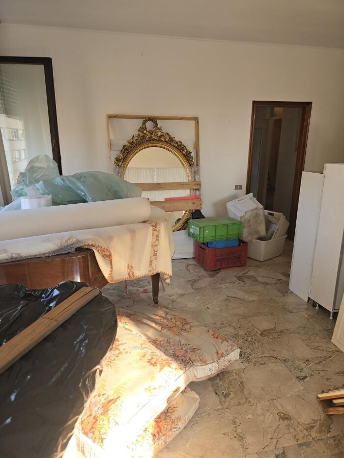 Images EM Sgomberi e Traslochi