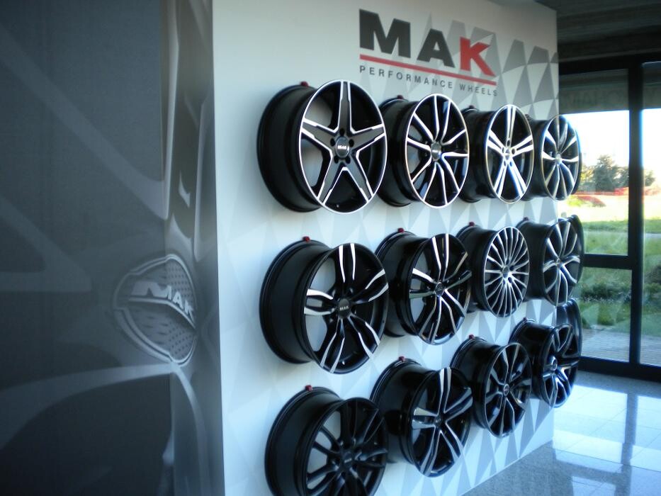 Images Airoldi Gomme Antegnate - Mastro Michelin