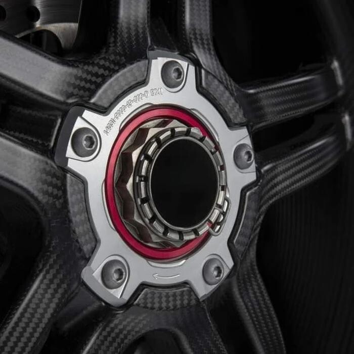 Images Vitali Gomme SRL - Mastro Michelin