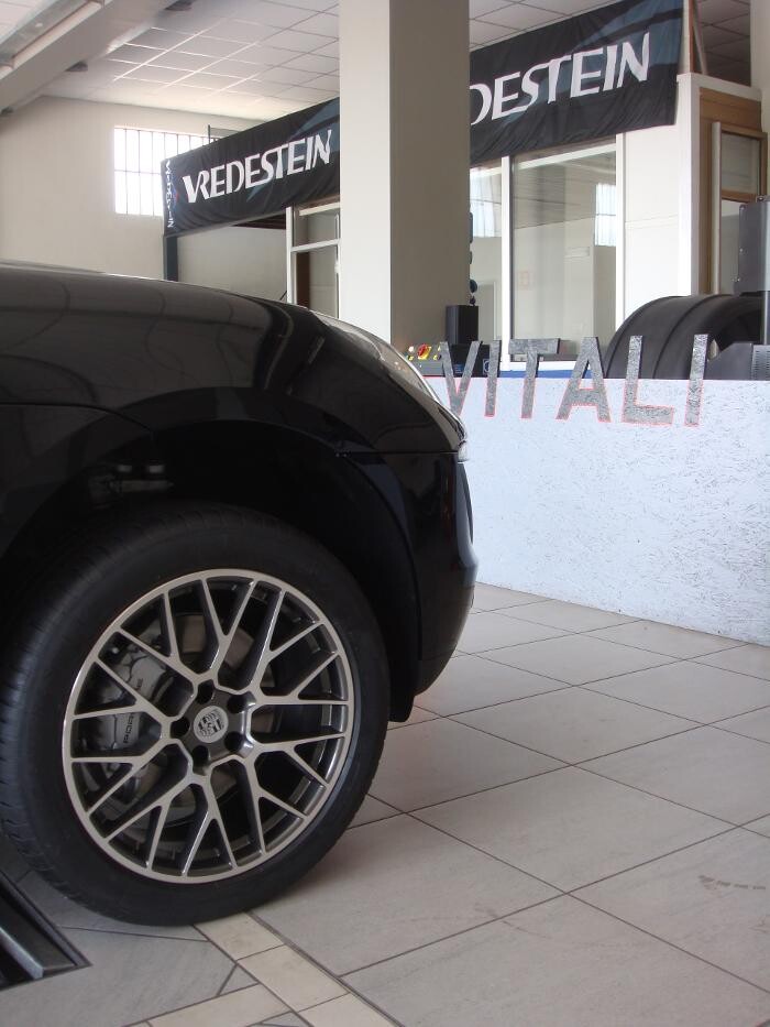 Images Vitali Gomme SRL - Mastro Michelin