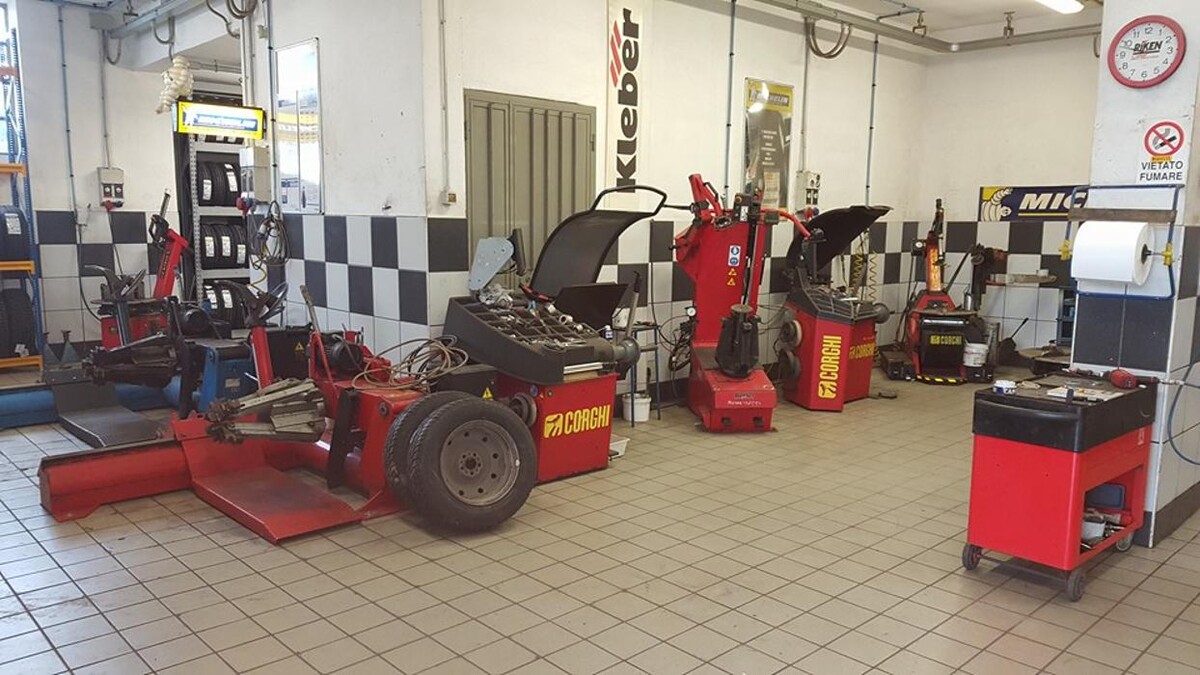 Images Autoshop di Mancinelli & C. - Mastro Michelin