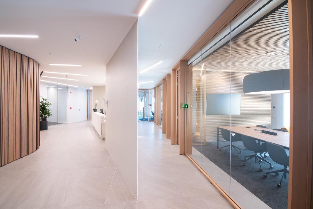 Images Cushman & Wakefield - Commercial Real Estate Services