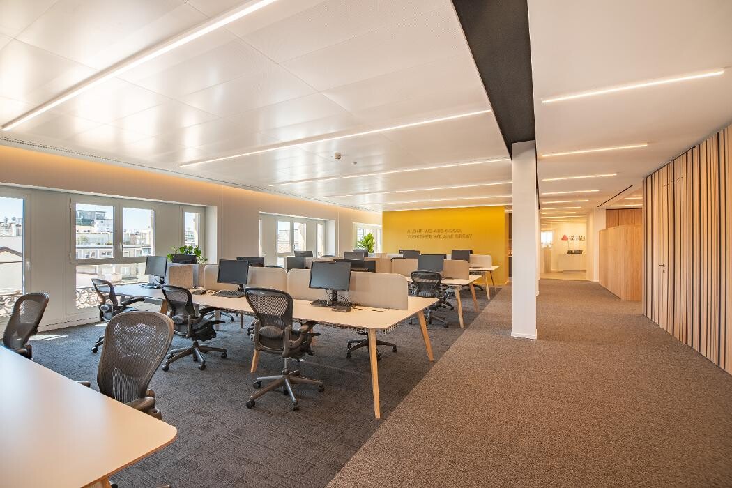 Images Cushman & Wakefield - Commercial Real Estate Services